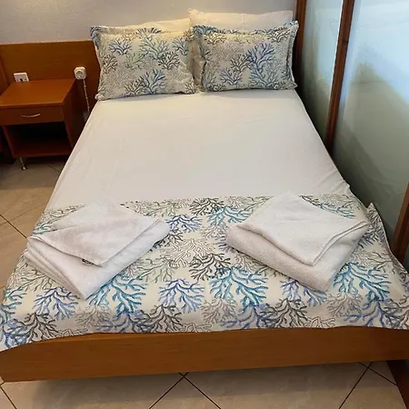 Porto Marina Chrisi Ammoudia