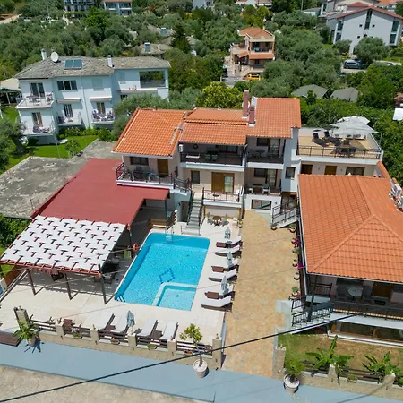 Porto Marina Chrysi Ammoudia